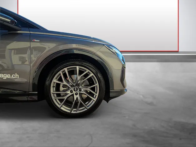 AUDI Q4 e-tron 45 Edition Swiss Ski quattro