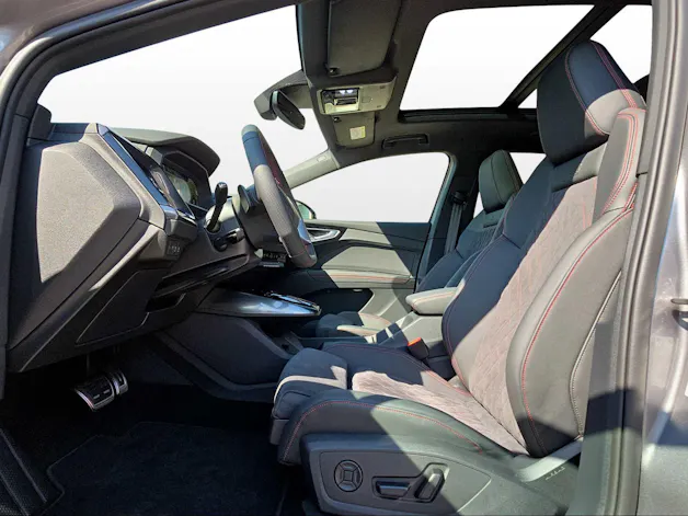 Audi Q4 e-tron 45 Edition Swiss Ski quattro