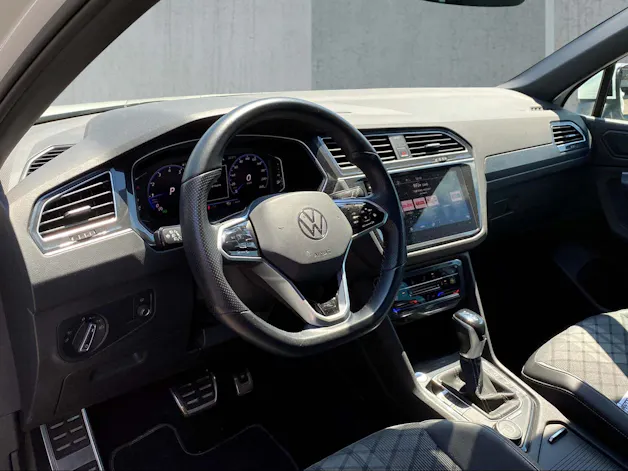 VW Tiguan 2.0TSI R-Line 4Motion DSG