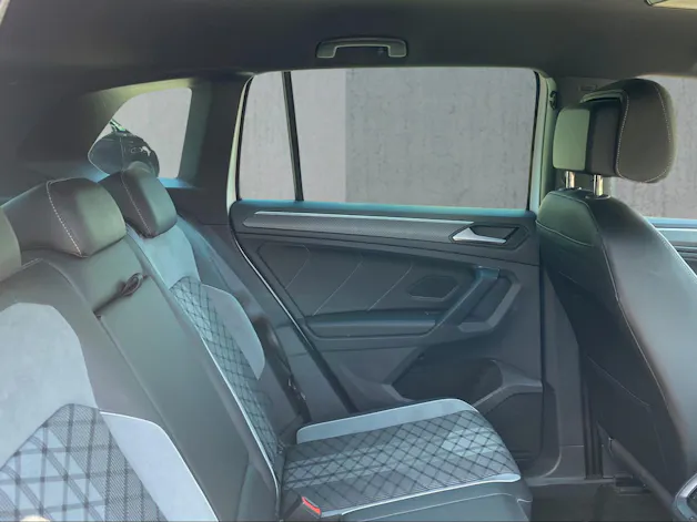 VW Tiguan 2.0TSI R-Line 4Motion DSG