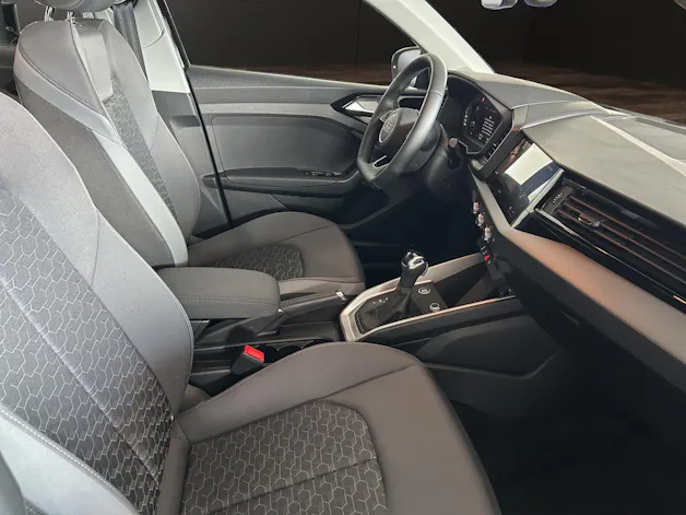 AUDI A1 Sportback 30 TFSI Attraction S-tronic