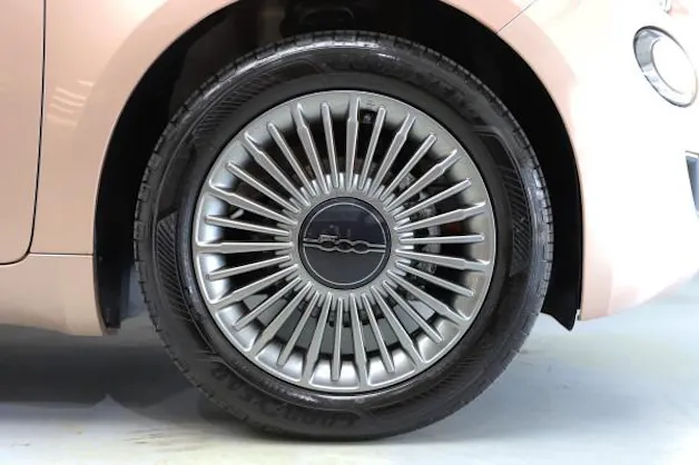 Fiat 500 el 70 kW Cult