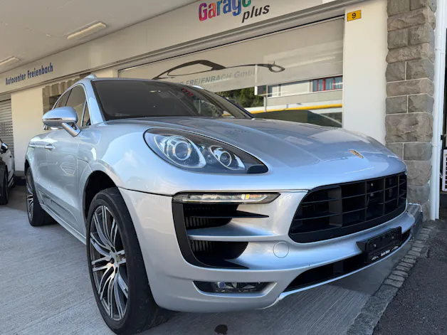 Porsche Macan Turbo PDK