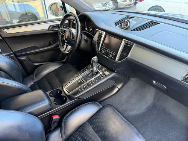 Porsche Macan Turbo PDK