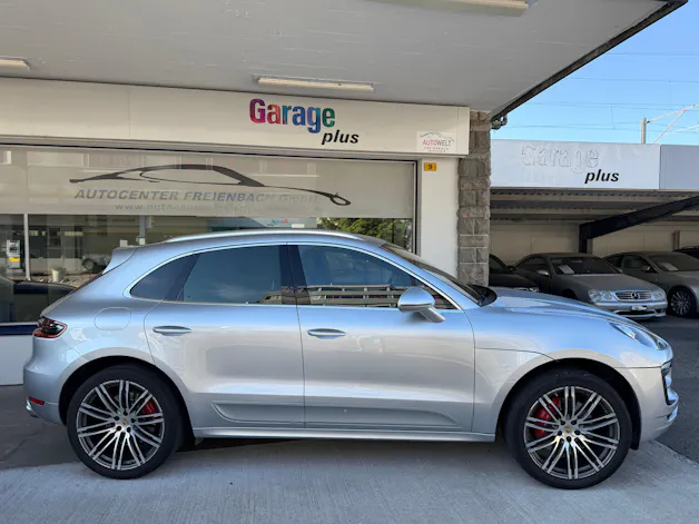 Porsche Macan Turbo PDK