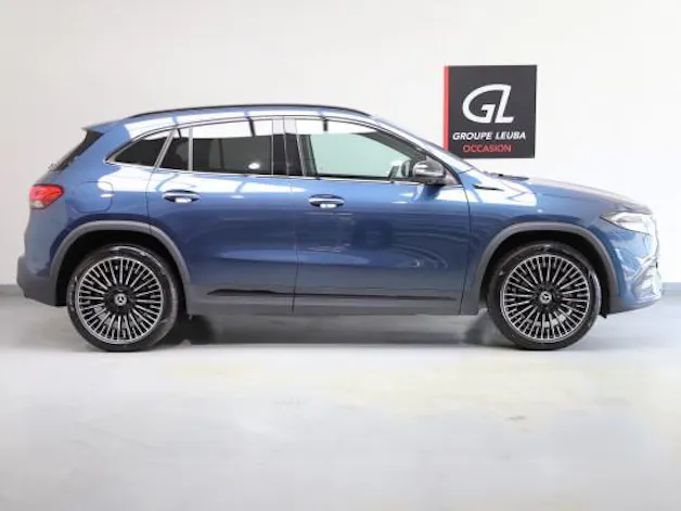 MERCEDES-BENZ EQA 350 4Matic