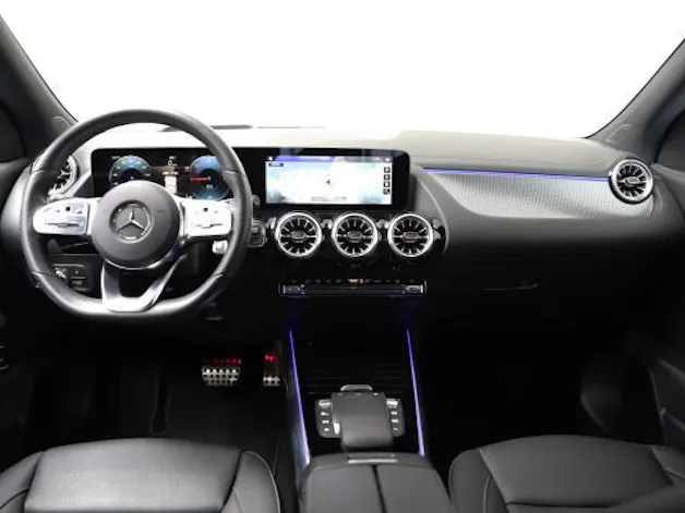 MERCEDES-BENZ EQA 350 4Matic