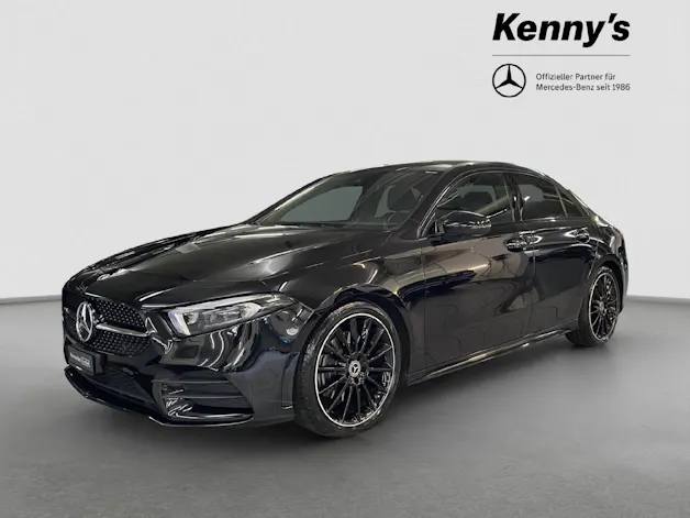 Mercedes-Benz A 220 AMG Line Limousine