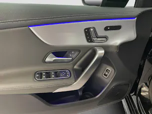 Mercedes-Benz A 220 AMG Line Limousine