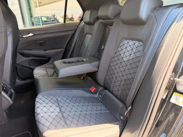 VW Golf 1.5 e TSI mHEV R-Line DSG