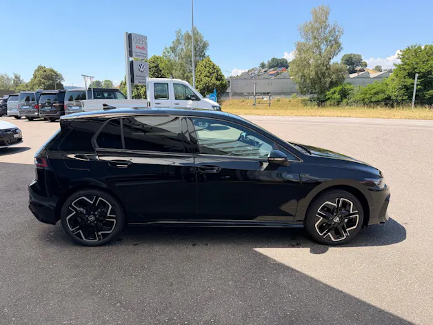 VW Golf 1.5 e TSI mHEV R-Line DSG