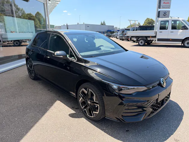 VW Golf 1.5 e TSI mHEV R-Line DSG