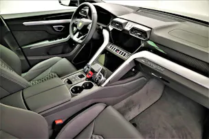 Lamborghini Urus E-Gear
