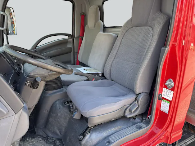 Isuzu NLR 85 - L 35 E Adaptor