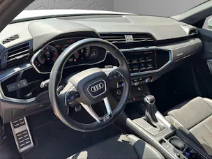 Audi Q3 35 TDI S line quattro S-tronic
