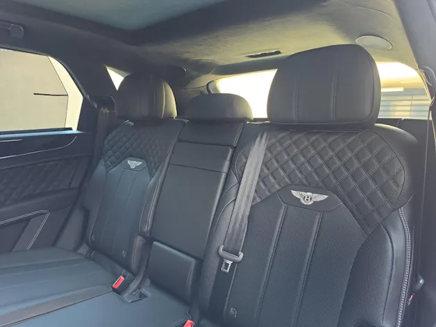Bentley Bentayga Azure V8