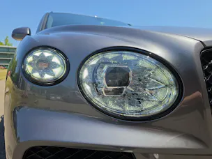 Bentley Bentayga Azure V8