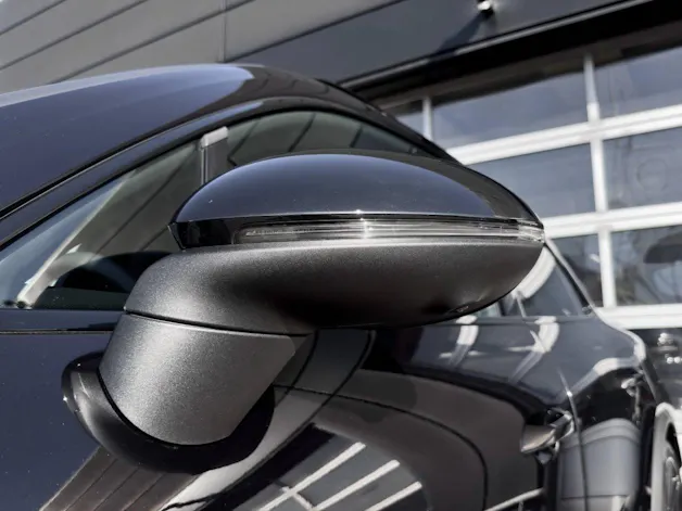 Porsche Macan 4