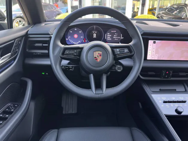 Porsche Macan 4