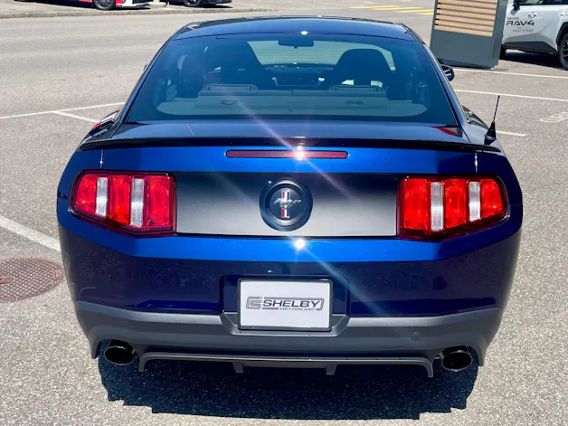 Ford BOSS 302 Kona Blue / Recaro