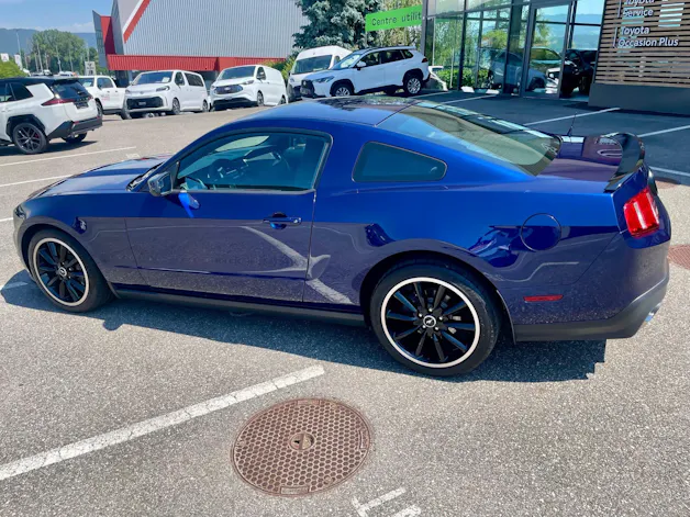 Ford BOSS 302 Kona Blue / Recaro