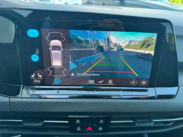 VW Golf Variant 2.0 TSI R-Line DSG 4Motion