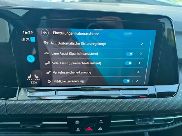 VW Golf Variant 2.0 TSI R-Line DSG 4Motion