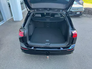 VW Golf Variant 2.0 TSI R-Line DSG 4Motion