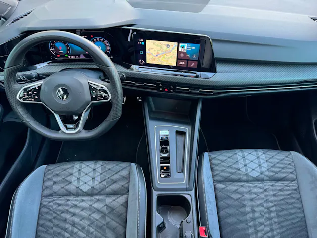 VW Golf Variant 2.0 TSI R-Line DSG 4Motion