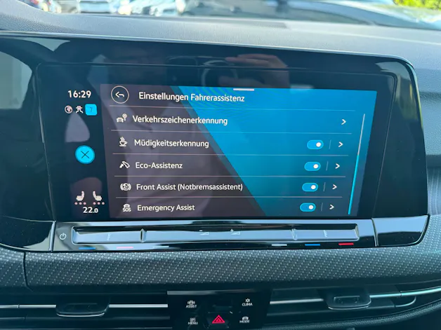 VW Golf Variant 2.0 TSI R-Line DSG 4Motion