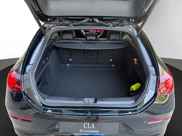 Mercedes-Benz CLA Shooting Brake 220 8G-DCT
