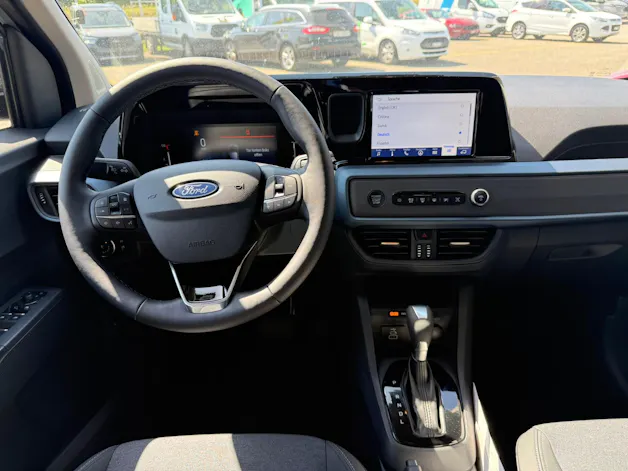 Ford Tourneo Courier 1.0 EcoBoost Active Automat