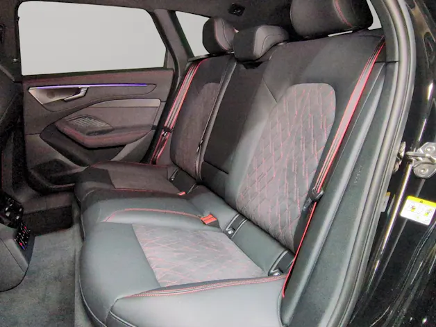 Audi A6 Avant TFSI quattro 270 kW S tronic