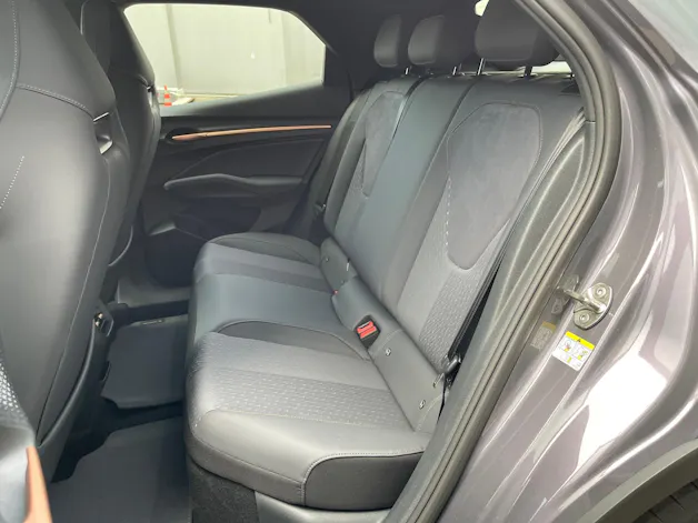 Cupra Raval 52 kWh Dynamic+ Launch Edition