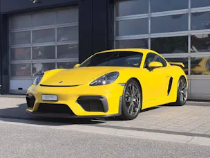 Porsche 718 Cayman GT4