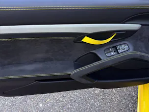 Porsche 718 Cayman GT4