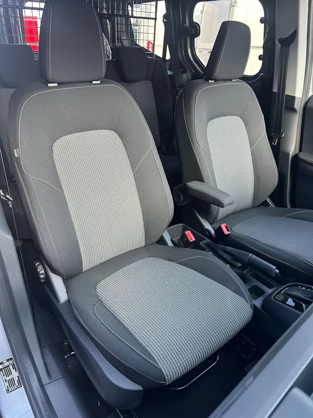 FORD Transit Courier dcab. van 1.0 Trend/125CV/Aut.