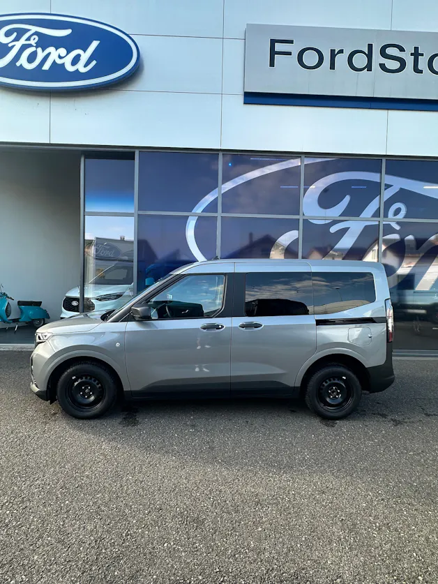 FORD Transit Courier dcab. van 1.0 Trend/125CV/Aut.
