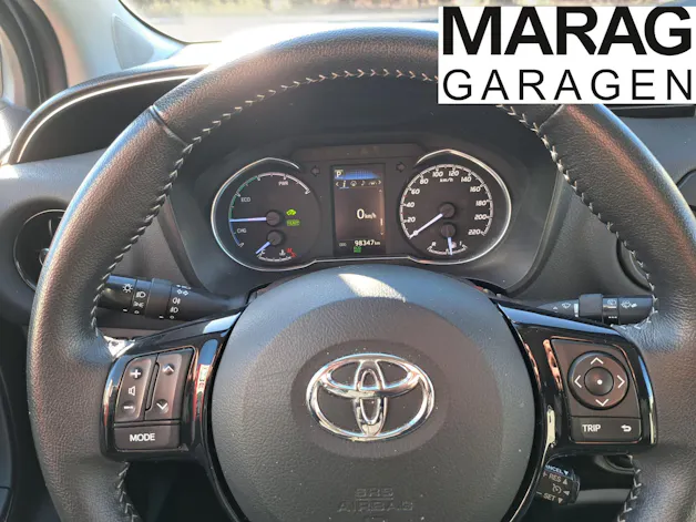 Toyota Yaris 1.5 VVT-i HSD Trend