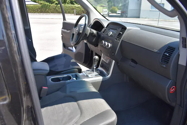 Nissan Pathfinder 2.5 dCi Platinum