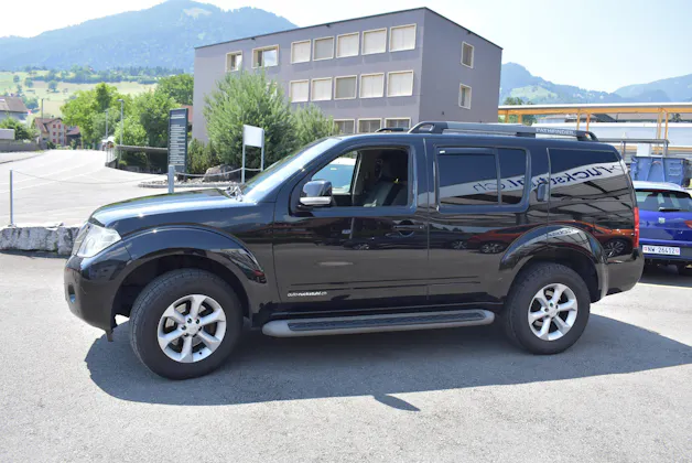 Nissan Pathfinder 2.5 dCi Platinum