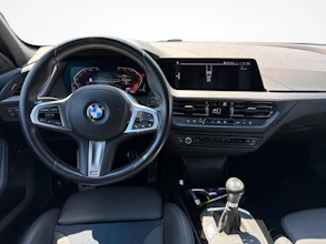 https://vehicle.imgix.net/4364736/5cc4cc87-ece9-4304-9e37-ae6f0804b24f.jpg