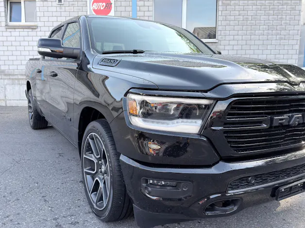 Dodge USA RAM LARAMIE 5.7 HEMI 4x4