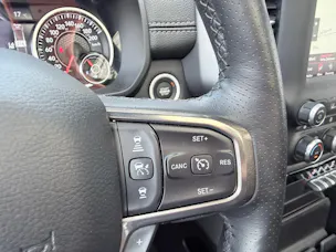 Dodge USA RAM LARAMIE 5.7 HEMI 4x4