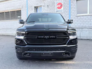 Dodge USA RAM LARAMIE 5.7 HEMI 4x4