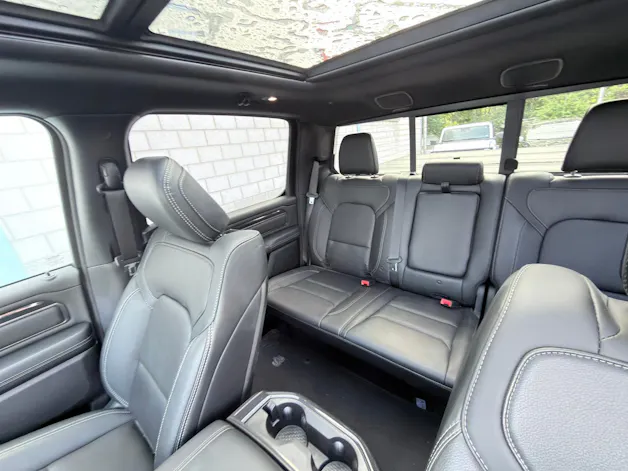 Dodge USA RAM LARAMIE 5.7 HEMI 4x4