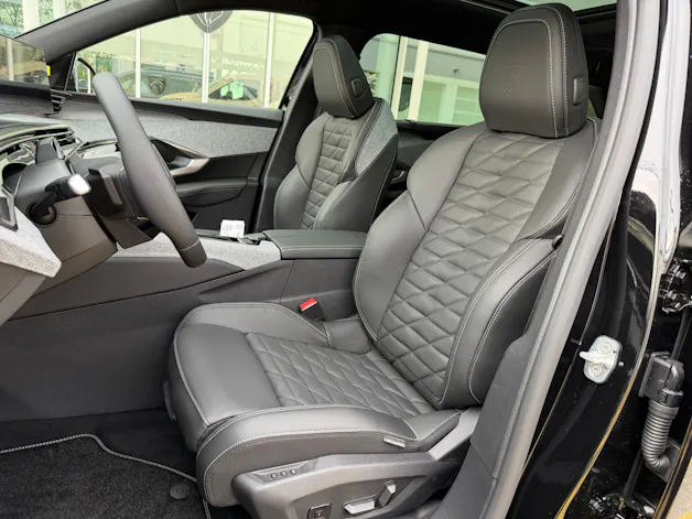 Peugeot 5008 1.2 Hybrid GT Exclusive