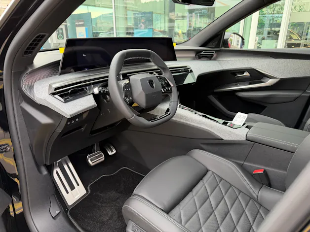 Peugeot 5008 1.2 Hybrid GT Exclusive