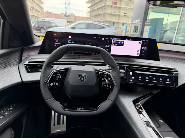 Peugeot 5008 1.2 Hybrid GT Exclusive