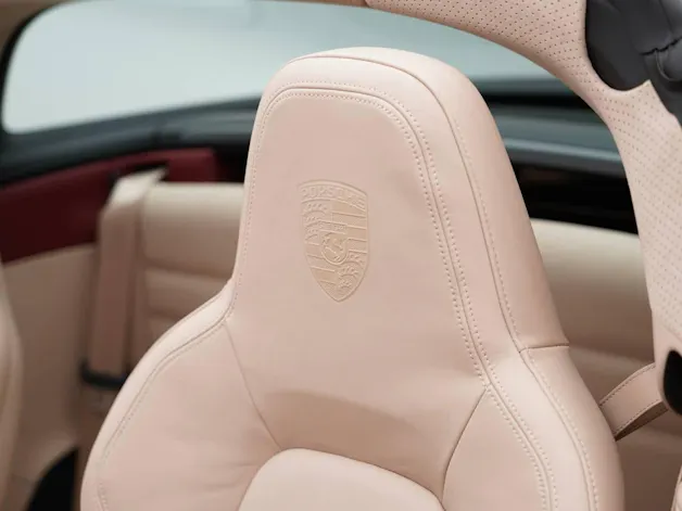 Porsche 911 Targa 4S Heritage Edition